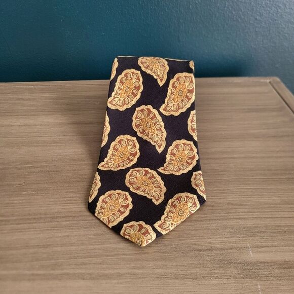 Vintage Burberrys of London Paisley Taupe Brown Black Silk Tie 58' - Picture 1 of 7